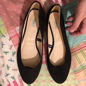 Black Kimchi Blue Flats